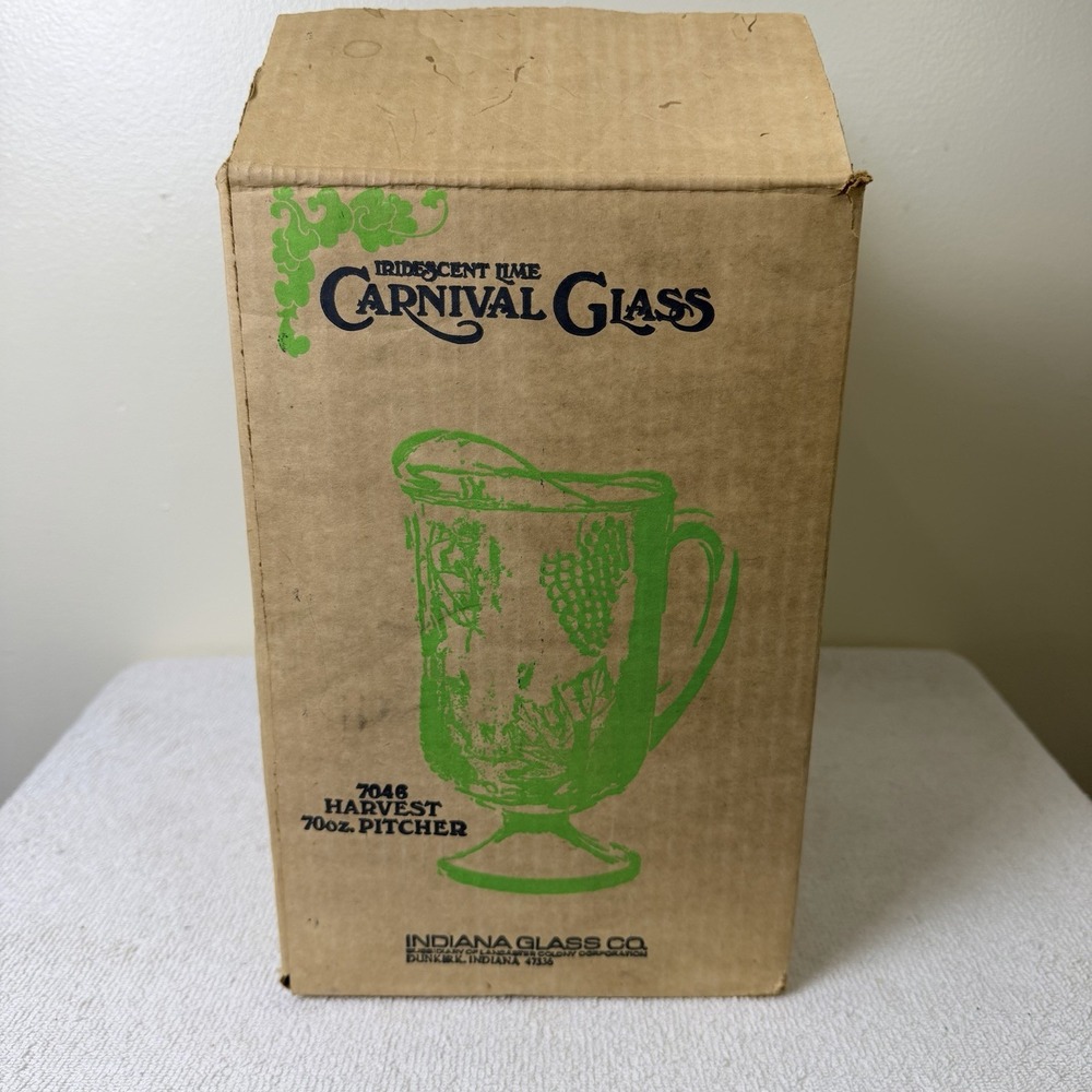 Vtg Indiana Glass Harvest Grape Carnival Glass Iridescent Green Water Pitcher - Picture 2 of 12